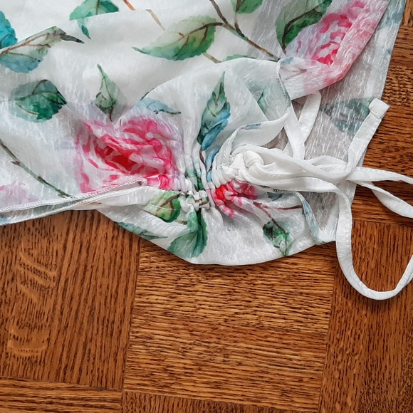 Top - Picture 3 of 4